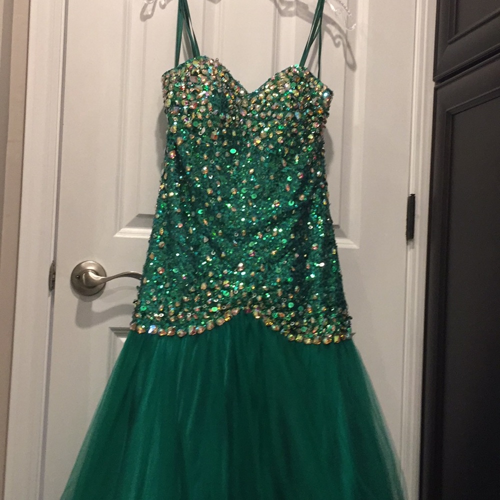 Strapless Sequined Emerald Green Prom Dress